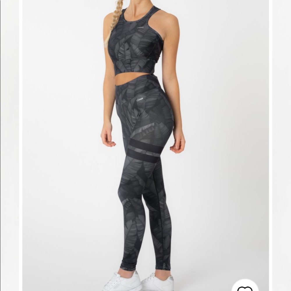 STRONGER CONGO NIGHTS LEGGINGS